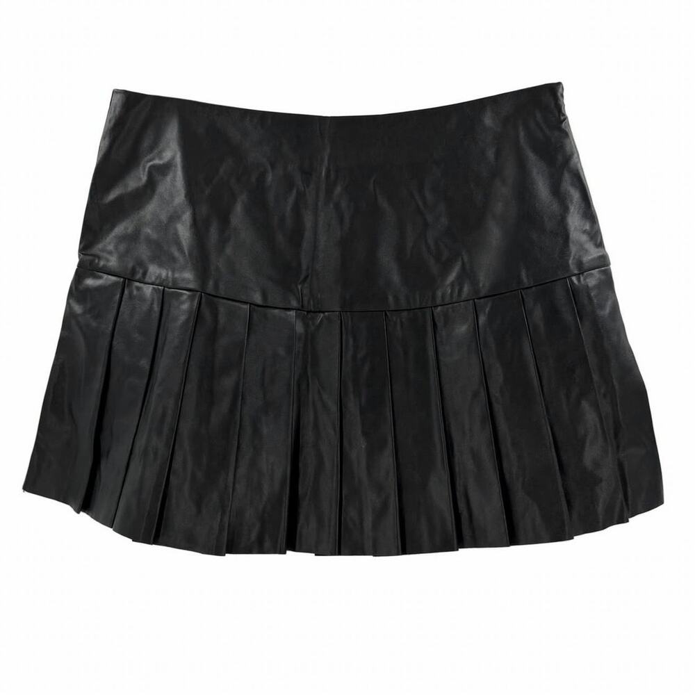 COMMENSE Black Faux Leather Pleated Mini Skirt High Waist M NWT Built-in Shorts